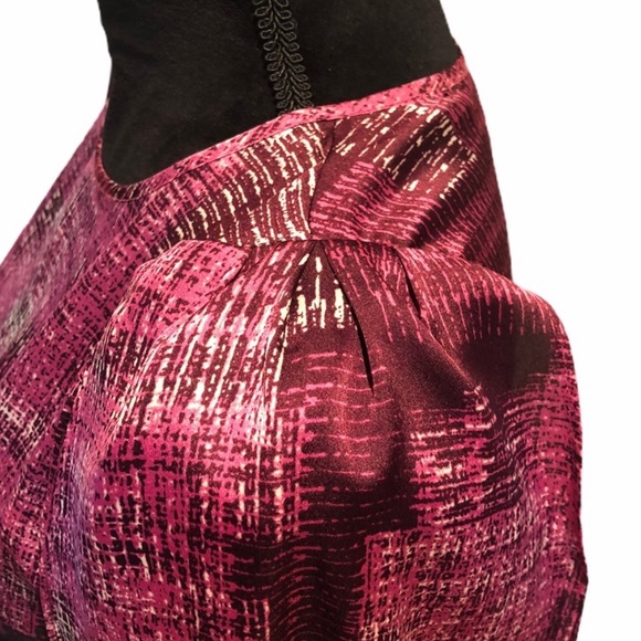 Tracy M blouse pullover abstract pattern full layered sleeve detail size medium - Picture 5 of 12